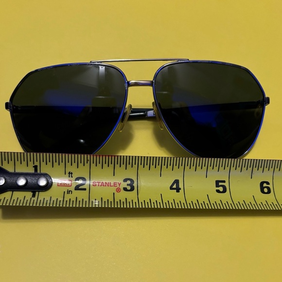 Dolce & Gabbana aviator style sunglasses - Picture 8 of 8